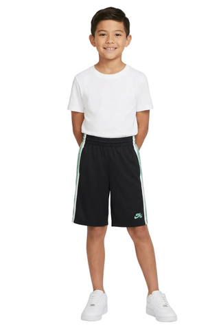 Nike Boys Shorts Bermuda Solid Mesh Black
