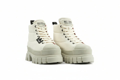 Palladium Revolt Boot Overcrush Almond Beige