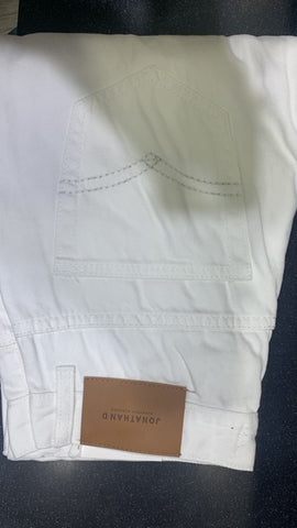 Jonathan D Jeans Tyler White