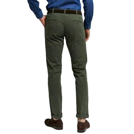Jonathan D Chino Norway Olive