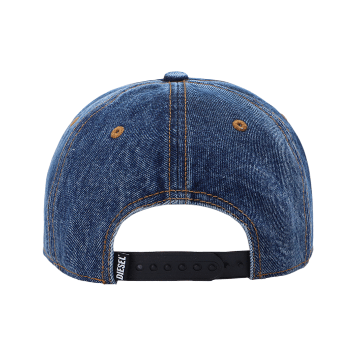 865 4A | Upgrade your style with Diesel Caps Denim. Lightweight, breathable, and versatile, these caps are perfect for everyday wear and outdoor activities.