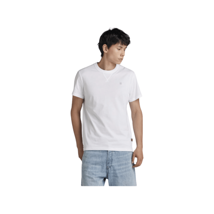 807 84A | The G Star Crew Nifous R T in White Colour is a timeless addition to any wardrobe, offering a perfect blend of casual comfort and refined style. Crafted from high-quality materials, this versatile t-shirt ensures both durability and a sleek, modern look suitable for any occasion.