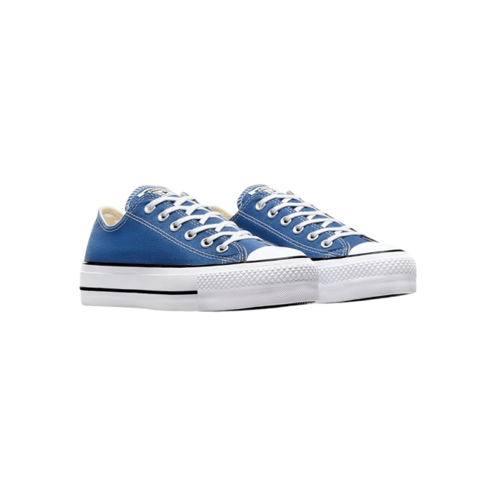 125 33B | Elevate your style with the Converse Chuck Taylor AS Lift Platform Low in Armor Blue, featuring a bold platform sole that adds a modern twist to the classic silhouette. The crisp white sole provides a striking contrast to the rich blue upper, making these sneakers a must-have for any fashion-forward wardrobe.