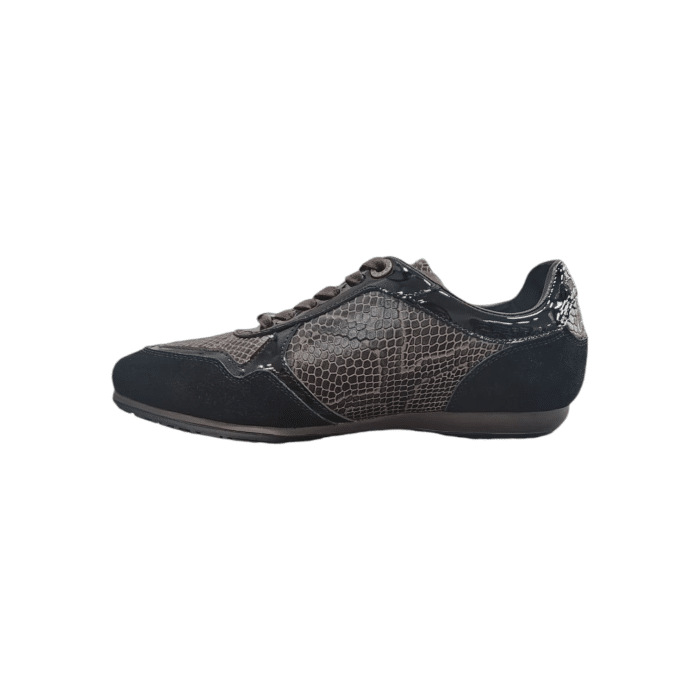 409 6A | Elevate your casual look with the Enrico Coveri Sneaker in Dark Brown, featuring a sleek design that effortlessly blends comfort and style. Crafted with premium materials, this sneaker provides durability and a modern aesthetic, making it perfect for everyday wear.