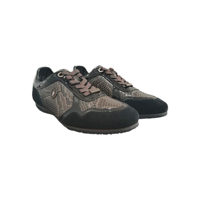 409 6B | Elevate your casual look with the Enrico Coveri Sneaker in Dark Brown, featuring a sleek design that effortlessly blends comfort and style. Crafted with premium materials, this sneaker provides durability and a modern aesthetic, making it perfect for everyday wear.