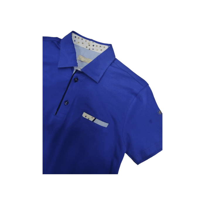 512 8A | The Arbiter Golf T-Shirt Articolo in Royal Blue combines premium comfort with sleek style, making it ideal for both on and off the golf course. Crafted from high-quality materials, this shirt offers excellent breathability and a sophisticated look that elevates your game.