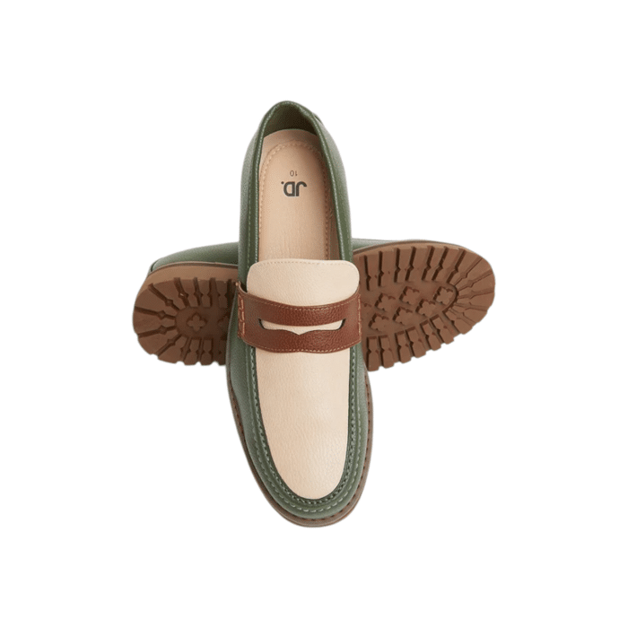 55 4C | Step into style with the Jonathan D Penny Moc PU Leather shoes in an eye-catching Olive and Cream color combination. Crafted from high-quality PU leather, these shoes offer a sleek and sophisticated look, perfect for both casual and semi-formal occasions.