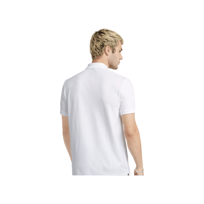 870 4B | The G Star Golfer Dunda Slim Polo S/S in White combines classic design with a modern slim fit, making it a versatile addition to any wardrobe. Crafted from high-quality materials, this polo ensures both comfort and style for any occasion.