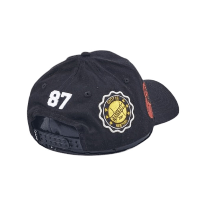 668 24B | The Cutty Caps Webber in Black offers a perfect blend of style and functionality, featuring durable, breathable fabric and an adjustable fit for all-day comfort. Its sleek color and structured design make it a versatile accessory, ideal for both athletic and casual wear.