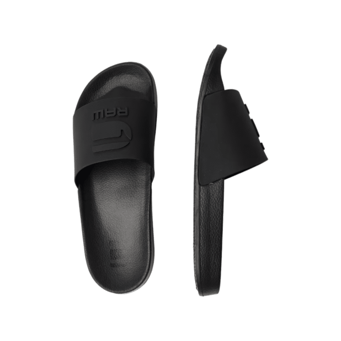 894 5A | Step into sleek, everyday comfort with the G Star Cart III Tonal Slides in Black, crafted from 100% Thermoplastic Polyurethane for lasting durability and flexibility. These minimalist slides feature a monochromatic design that adds a subtle yet stylish edge to any casual look. Perfect for indoor or outdoor wear, they deliver a soft and supportive feel, making them an essential for laid-back days.