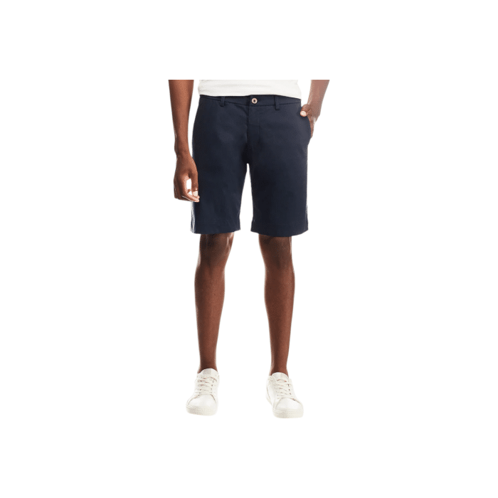 918 8B | The Polo Essential Chino Short in Navy offers a refined and timeless style, perfect for both casual and semi-formal occasions. Made from premium fabric, these chinos provide comfort and durability, while the shorts ensures a flattering and versatile silhouette.