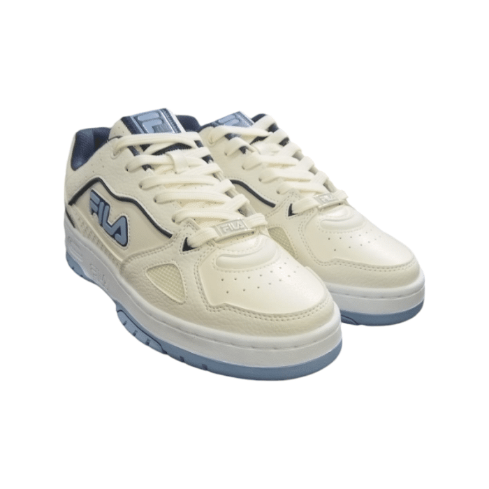 749 29B | The Fila Teratach 600 in Blue and Beige is a cool and versatile mens' shoe that combines classic design with modern comfort. Its neutral tones effortlessly complement any casual or sporty outfit, while the cushioned sole ensures all-day support and ease with every step.