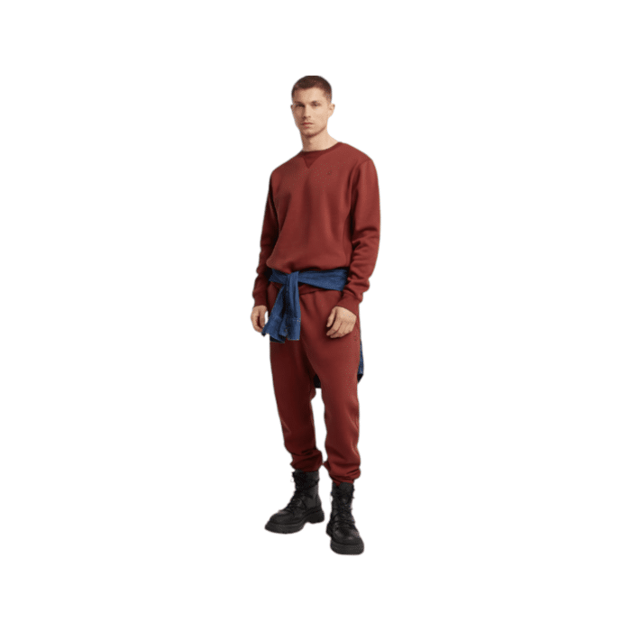 948 7C | The G Star Premium Core Tracksuit in Dry Red Colour features a sleek, modern design crafted from high-quality materials for both comfort and durability. Its rich red hue adds a touch of sophistication, making it perfect for both athletic activities and casual wear.