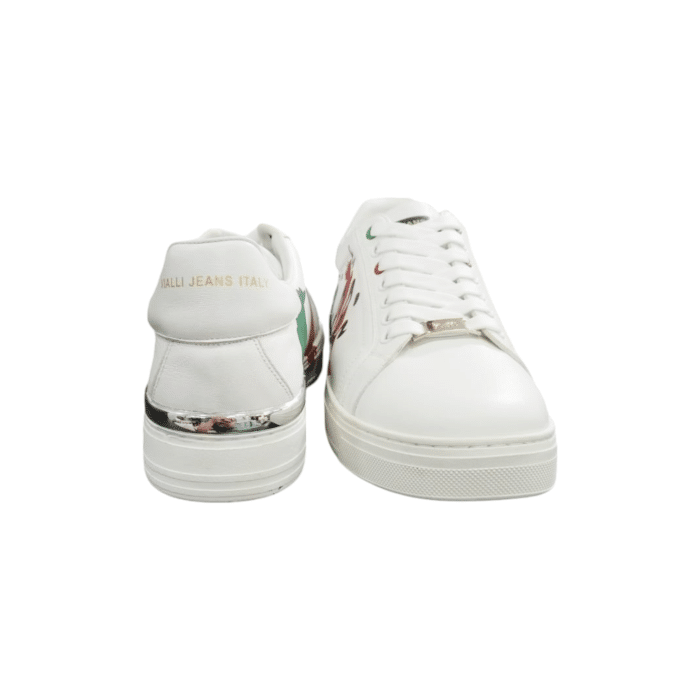 988 2C | The Vialli Shoes Bravincio in white combines premium leather craftsmanship with bold Italian-inspired design, making it both stylish and versatile. Featuring a sleek white base, hand-painted flag motifs, and metallic silver accents, this sneaker blends elegance with artistic flair. Perfect for casual or semi-formal occasions, it offers superior comfort, durability, and a timeless appeal.