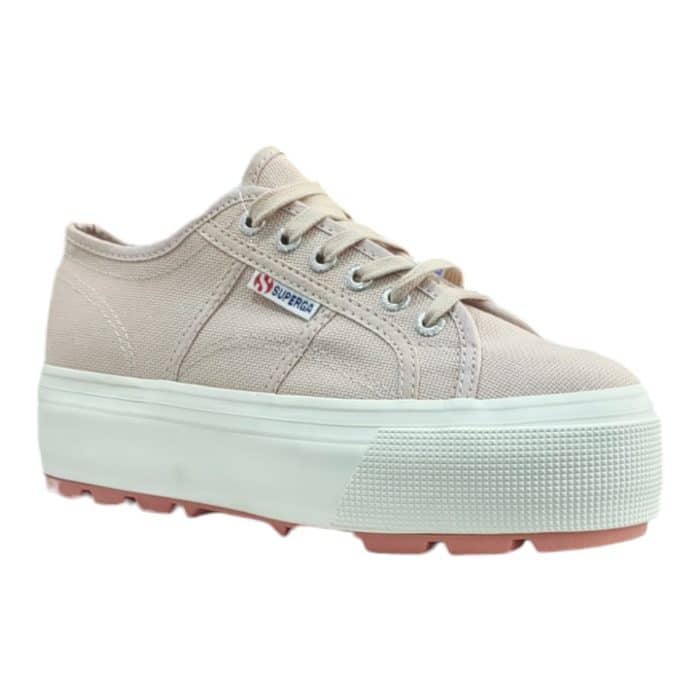 556 21 B | The Superga 2790 Tank Pink Skin-Dusty Pink combines timeless elegance with a modern twist, featuring a soft dusty pink canvas upper and a bold chunky platform sole. Designed for both style and comfort, these sneakers offer breathable materials and a cushioned insole, ensuring all-day wearability without compromising on fashion. Perfect for elevating casual looks or adding a playful edge to dresses, they effortlessly blend versatility, durability, and trendsetting charm.