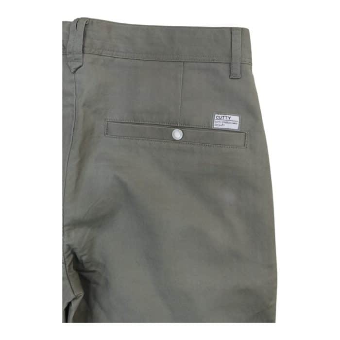 794 3 E | The Cutty Chino Hot Slate is a versatile and stylish wardrobe essential that combines modern elegance with everyday practicality. Crafted from a premium blend of breathable cotton and stretchable elastane, it offers exceptional comfort, a tailored fit, and all-season wearability. Designed for durability and sustainability, this slate-gray chino adapts effortlessly to any occasion, ensuring you stay polished and confident wherever you go.