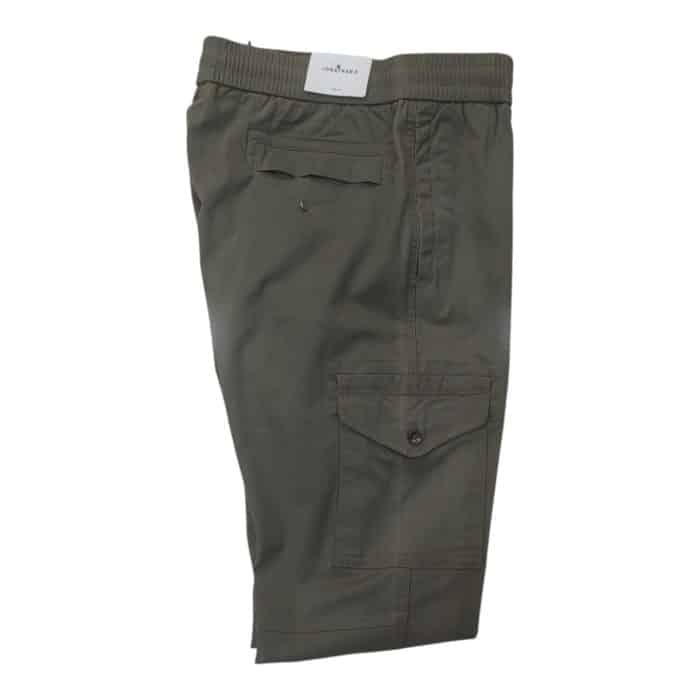 331 47 C | The JD Chino Cargo Harrison Army trousers combine rugged durability with sleek, modern style, making them ideal for both adventurous outings and everyday wear. Crafted from a high-quality cotton blend, these pants feature multiple functional pockets, including spacious side cargo compartments, ensuring practicality without compromising their tailored fit. With their timeless army-green hue, adjustable waistband, and tapered legs, they offer unparalleled versatility, seamlessly transitioning from casual settings to semi-formal occasions.