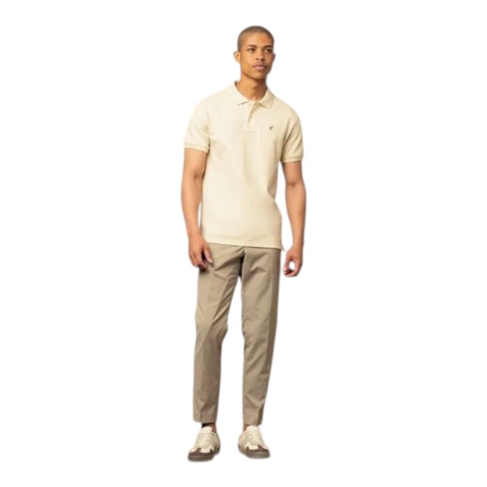 302 9 D | The Polo Golfer Pique Custom Fit Stone is a sophisticated blend of comfort, style, and performance, crafted from premium pique cotton fabric that ensures breathability and durability while maintaining a refined look. Designed with a custom-fit silhouette, it offers a tailored yet flexible feel, enhancing your physique while allowing effortless movement, making it perfect for both casual outings and sporty activities. With its classic stone color, ribbed collar, and moisture-wicking properties, this versatile polo seamlessly adapts to various occasions, ensuring you stay cool, stylish, and comfortable all day long.