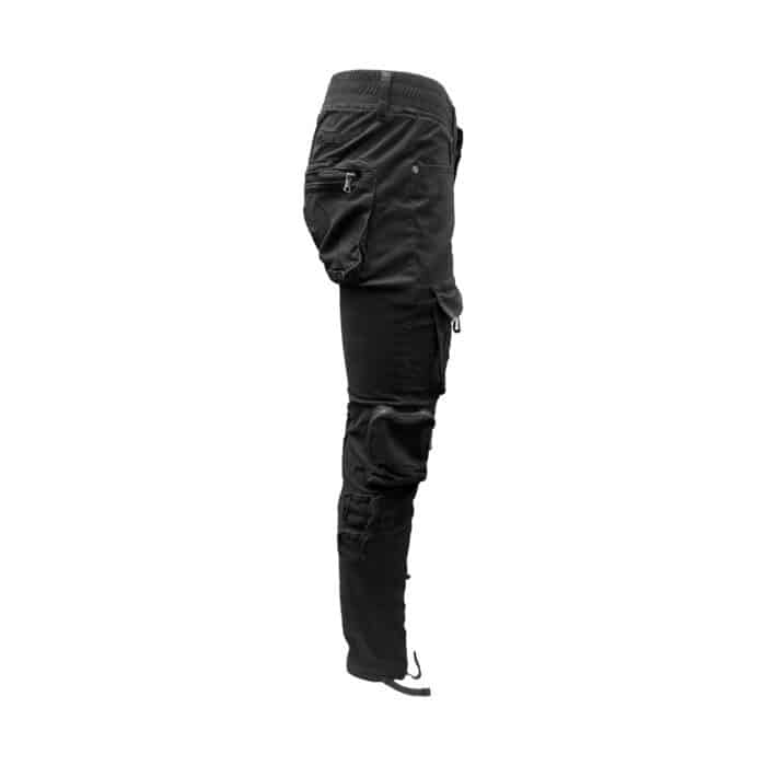 939 46 B | The Vialli Jeans Cargo Captain Black combines modern style with exceptional functionality, featuring a sleek black finish and a multi-pocket design that offers both aesthetic appeal and practical storage. Crafted from high-quality denim with reinforced stitching, these cargo jeans provide a comfortable yet durable fit, ensuring long-lasting wear without compromising mobility. Versatile enough to be dressed up or down, they seamlessly transition from casual streetwear to a more polished look, making them a must-have staple for any contemporary wardrobe.